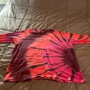 Super cute size extra large Victoria’s Secret pink tie-dyed T-shirt!!!